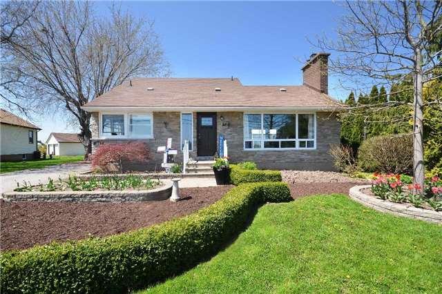 364 Read Rd, House detached with 4 bedrooms, 2 bathrooms and 6 parking in St. Catharines ON | Image 1