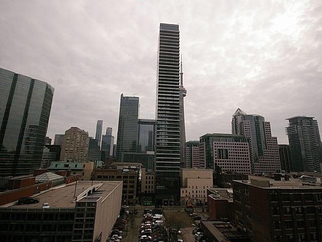 727 - 21 Nelson St, Condo with 1 bedrooms, 1 bathrooms and 1 parking in Toronto ON | Image 8
