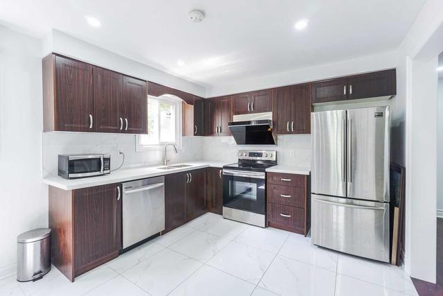 245 Silver Springs Blvd, House semidetached with 4 bedrooms, 4 bathrooms and 4 parking in Toronto ON | Image 22