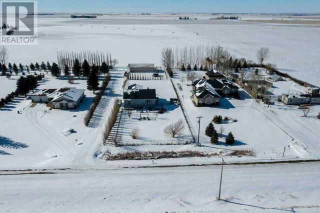 2, - 82058 Range Road 191, House detached with 5 bedrooms, 3 bathrooms and 8 parking in Lethbridge County AB | Image 36