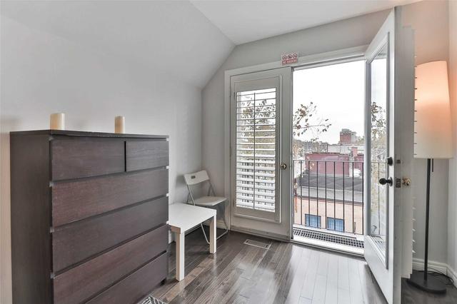 866 Pape Ave, House attached with 3 bedrooms, 4 bathrooms and 2 parking in Toronto ON | Image 13