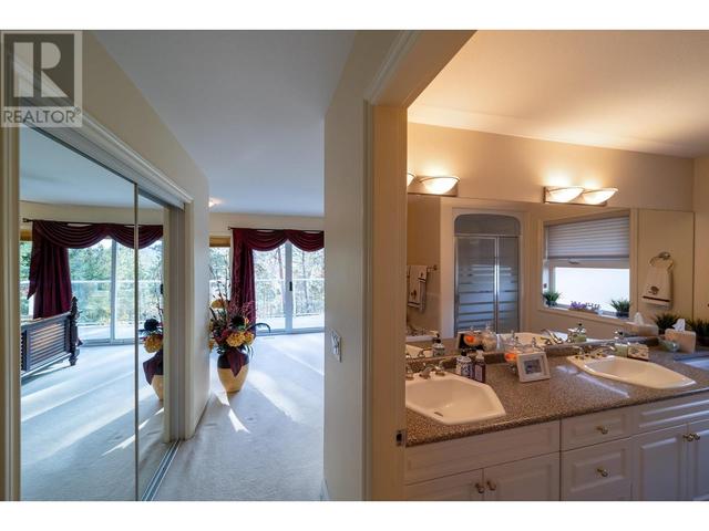 3973 Gallaghers Circle, House detached with 3 bedrooms, 3 bathrooms and 4 parking in Kelowna BC | Image 29