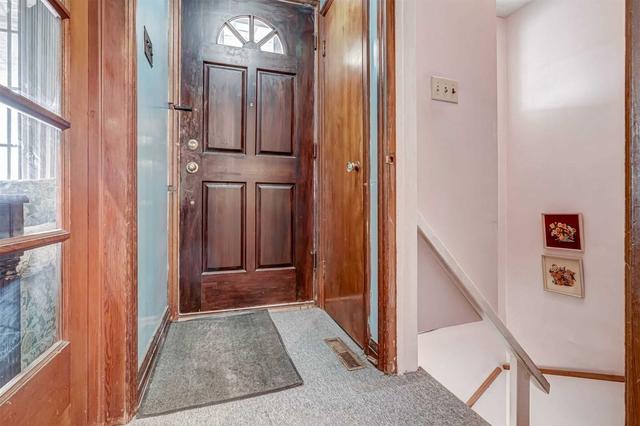 321a Birchmount Rd, House detached with 2 bedrooms, 2 bathrooms and 2 parking in Toronto ON | Image 18