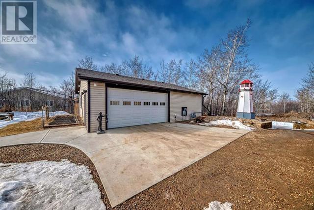 3 Kaylee Crescent, House detached with 4 bedrooms, 1 bathrooms and 8 parking in White Sands AB | Image 45
