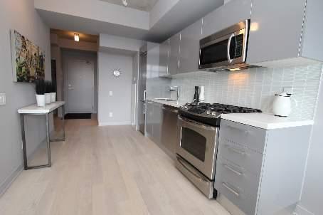 403 - 319 Carlaw Ave, Condo with 1 bedrooms, 1 bathrooms and 1 parking in Toronto ON | Image 2