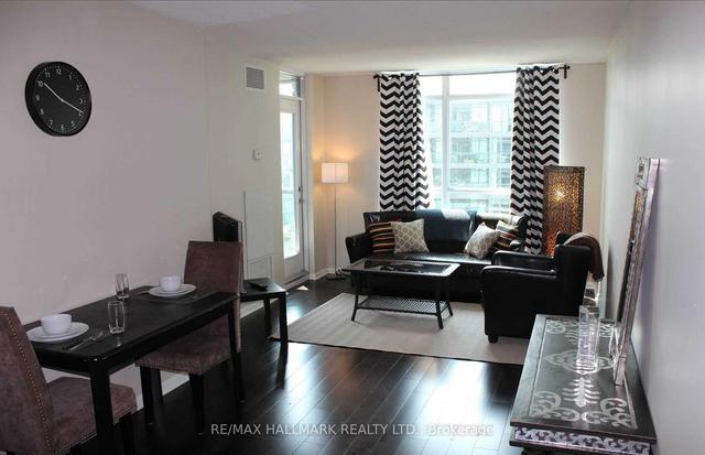 1101 - 219 Fort York St, Condo with 1 bedrooms, 1 bathrooms and 1 parking in Toronto ON | Image 11