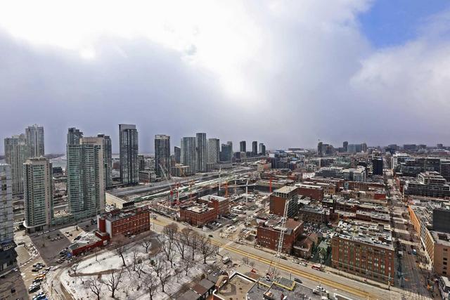 3209 - 375 King St W, Condo with 1 bedrooms, 2 bathrooms and null parking in Toronto ON | Image 16