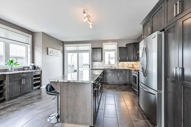 257 Summerside Pl, House detached with 3 bedrooms, 3 bathrooms and 6 parking in Saugeen Shores ON | Image 3