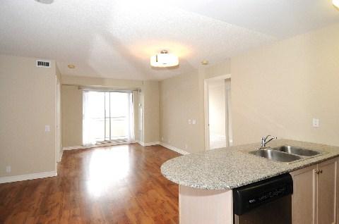 lph10 - 1720 Eglinton Ave E, Condo with 2 bedrooms, 2 bathrooms and 2 parking in Toronto ON | Image 3