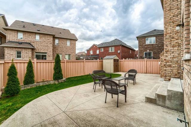 34 Cove Hollow Crt, House detached with 4 bedrooms, 4 bathrooms and 4 parking in Brampton ON | Image 21
