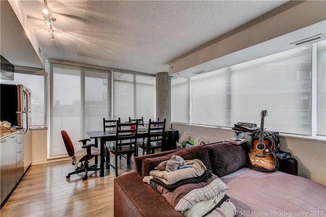 319 - 20 Joe Shuster Way, Condo with 2 bedrooms, 2 bathrooms and 1 parking in Toronto ON | Image 11