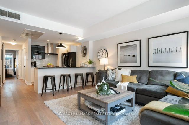 th36 - 11 Niagara St, Townhouse with 2 bedrooms, 1 bathrooms and 1 parking in Toronto ON | Image 37