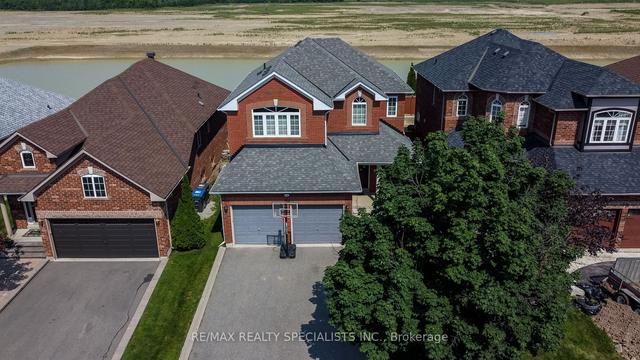 34 Collingwood Ave, House detached with 4 bedrooms, 3 bathrooms and 4 parking in Brampton ON | Image 12