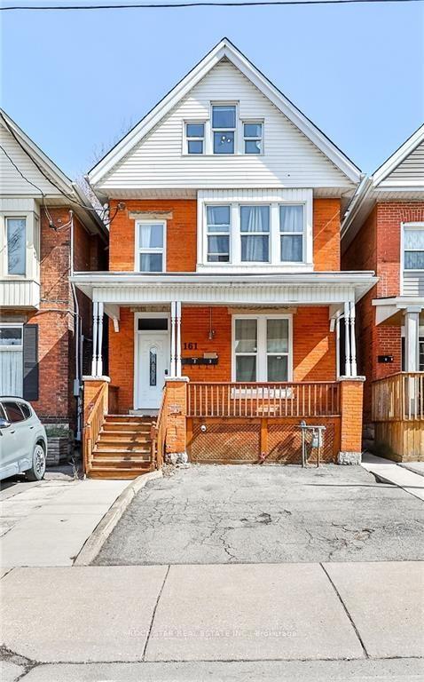 161 Sanford Ave S, House detached with 4 bedrooms, 3 bathrooms and 2 parking in Hamilton ON | Card Image