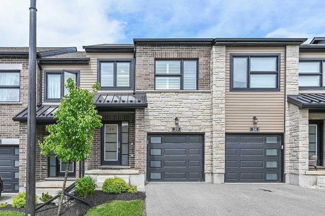 39 - 91 Poppy Dr E, Townhouse with 3 bedrooms, 3 bathrooms and 2 parking in Guelph ON | Image 1