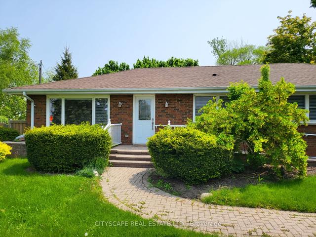 1605 Bowmanville Ave, House detached with 2 bedrooms, 1 bathrooms and 3 parking in Clarington ON | Image 12