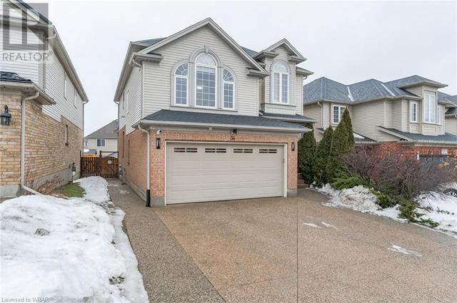 34 Pebblecreek Drive, House detached with 3 bedrooms, 2 bathrooms and 5 parking in Kitchener ON | Image 3