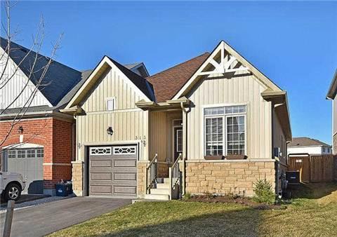 313 Greenwood Dr, House attached with 2 bedrooms, 2 bathrooms and 2 parking in Barrie ON | Image 2