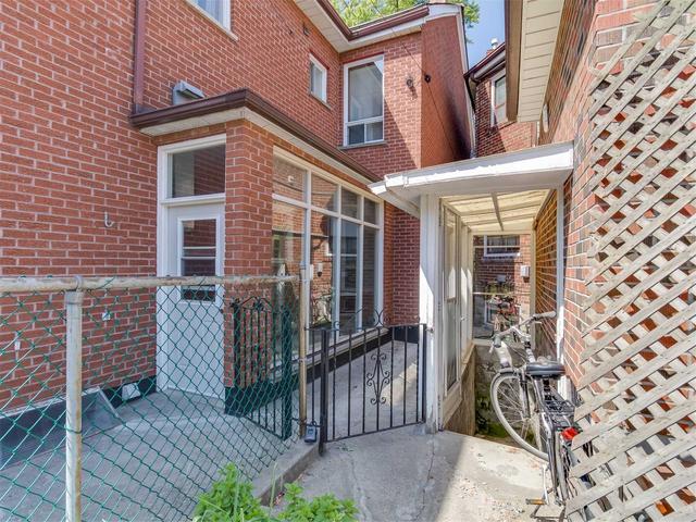 151 Bellwoods Ave, House semidetached with 3 bedrooms, 3 bathrooms and 2 parking in Toronto ON | Image 30