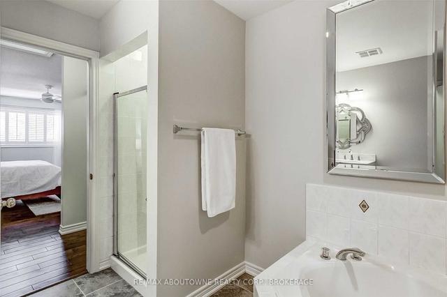 19 - 3045 New St, Townhouse with 2 bedrooms, 2 bathrooms and 2 parking in Burlington ON | Image 17