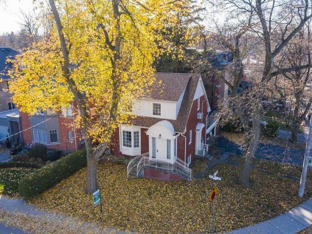 148 Rosewell Ave, House detached with 3 bedrooms, 2 bathrooms and 6 parking in Toronto ON | Image 22