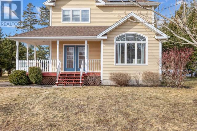 6 Jardine Street, House detached with 3 bedrooms, 2 bathrooms and null parking in Charlottetown PE | Image 2