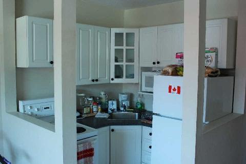 1013* Kingston Rd, Condo with 1 bedrooms, 2 bathrooms and null parking in Toronto ON | Image 6
