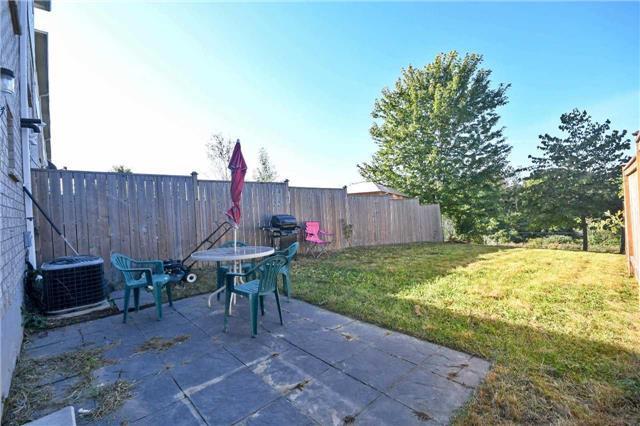 1034 Southport Dr, House attached with 3 bedrooms, 3 bathrooms and 2 parking in Oshawa ON | Image 17