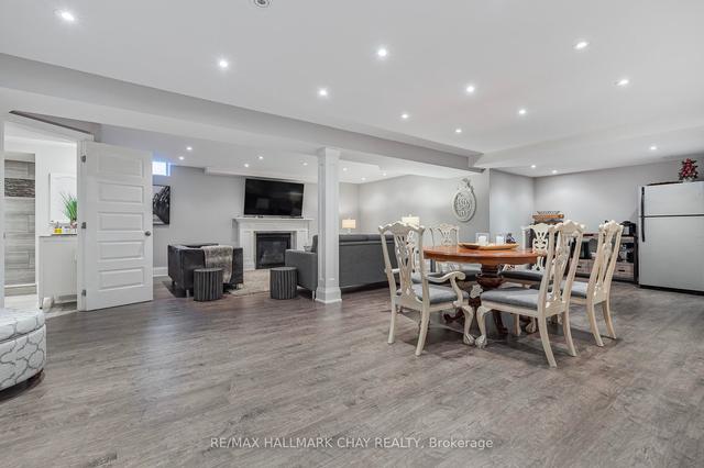 942 Comfort Lane, House detached with 5 bedrooms, 5 bathrooms and 9 parking in Newmarket ON | Image 20