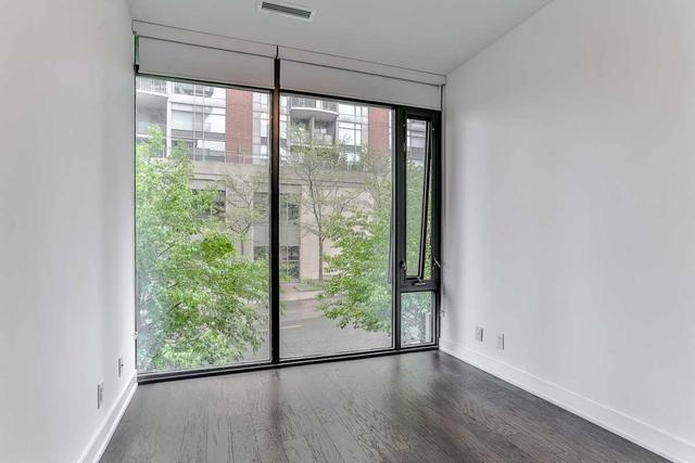 Th 103 - 1815 Yonge St, Townhouse with 2 bedrooms, 2 bathrooms and 1 parking in Toronto ON | Image 6