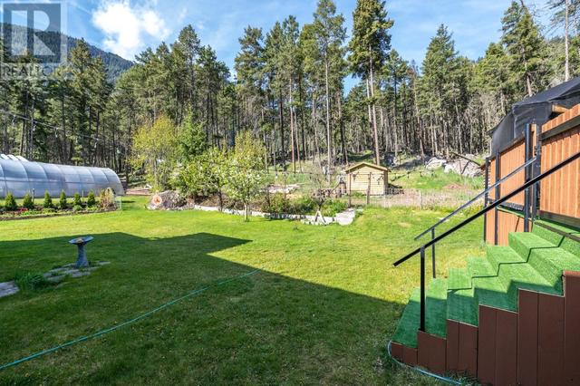 2201 Old Hedley Road, House detached with 2 bedrooms, 2 bathrooms and 7 parking in Princeton BC | Image 31
