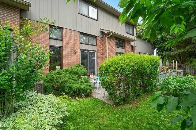 24 - 1855 Maple Ridge Dr, Townhouse with 3 bedrooms, 3 bathrooms and 1 parking in Mississauga ON | Image 20