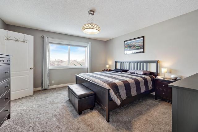2045 Bridlemeadows Manor Sw, House detached with 3 bedrooms, 2 bathrooms and 4 parking in Calgary AB | Image 13