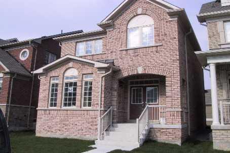 62 Innisvale Dr, House detached with 3 bedrooms, 3 bathrooms and 3 parking in Markham ON | Image 1