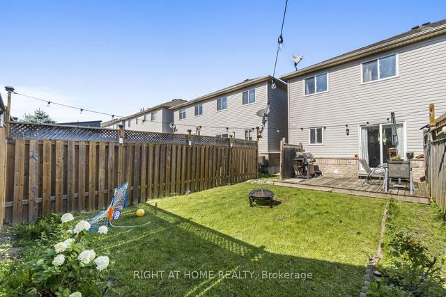 284 Swindells St, House attached with 3 bedrooms, 3 bathrooms and 2 parking in Clarington ON | Image 32