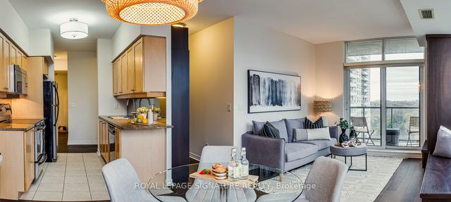1103 - 70 High Park Ave, Condo with 2 bedrooms, 1 bathrooms and 1 parking in Toronto ON | Image 2