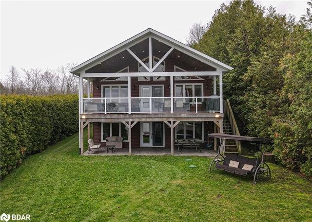 111 Campbell Beach Road, House detached with 5 bedrooms, 2 bathrooms and 6 parking in Kawartha Lakes ON | Image 6