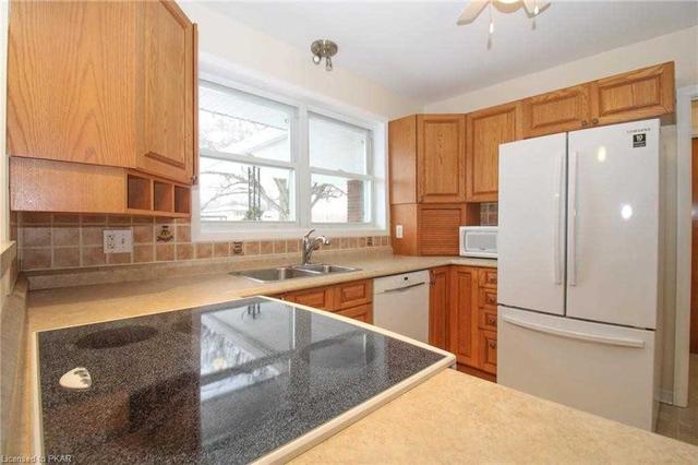 771 River Rd S, House detached with 3 bedrooms, 2 bathrooms and 3 parking in Peterborough ON | Image 13