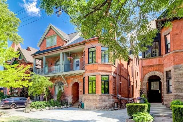 101 Bedford Rd, House semidetached with 6 bedrooms, 5 bathrooms and 3 parking in Toronto ON | Image 2