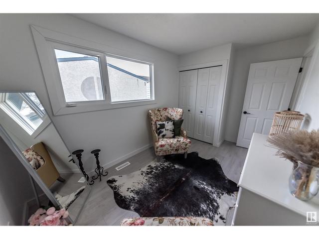 1093 Millbourne Rd E Nw, House attached with 3 bedrooms, 1 bathrooms and 2 parking in Edmonton AB | Image 28