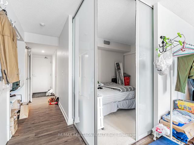 1210 - 110 Charles St E, Condo with 1 bedrooms, 1 bathrooms and 0 parking in Toronto ON | Image 12