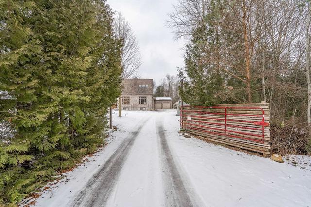 6838 Concession 4 Rd, House detached with 4 bedrooms, 3 bathrooms and 16 parking in Puslinch ON | Image 12