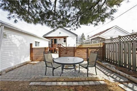106 Phillip Ave, House detached with 2 bedrooms, 2 bathrooms and 3 parking in Toronto ON | Image 10