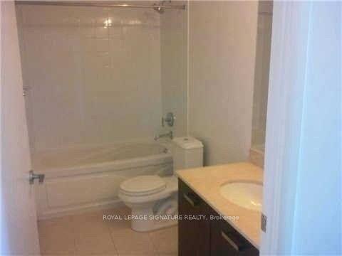 2301 - 832 Bay St, Condo with 1 bedrooms, 1 bathrooms and 0 parking in Toronto ON | Image 3