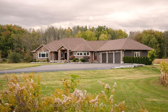 509 Hillhead Rd, House detached with 4 bedrooms, 4 bathrooms and 13 parking in Kawartha Lakes ON | Image 1