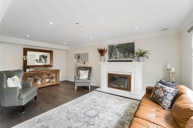 50 Helen St, House detached with 4 bedrooms, 4 bathrooms and 4 parking in Vaughan ON | Image 10