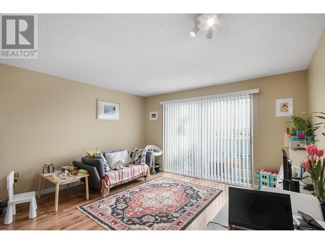 311 - 2055 Suffolk Avenue, Condo with 1 bedrooms, 1 bathrooms and 1 parking in Port Coquitlam BC | Image 3