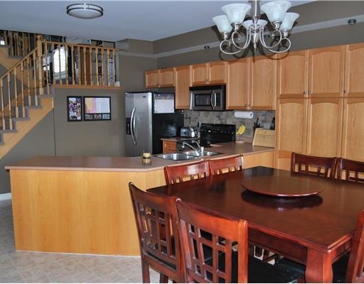 97 Mcintyre Dr, House detached with 4 bedrooms, 3 bathrooms and null parking in Barrie ON | Image 6