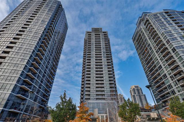 1904 - 5 Valhalla Inn Rd, Condo with 2 bedrooms, 2 bathrooms and 1 parking in Toronto ON | Image 1