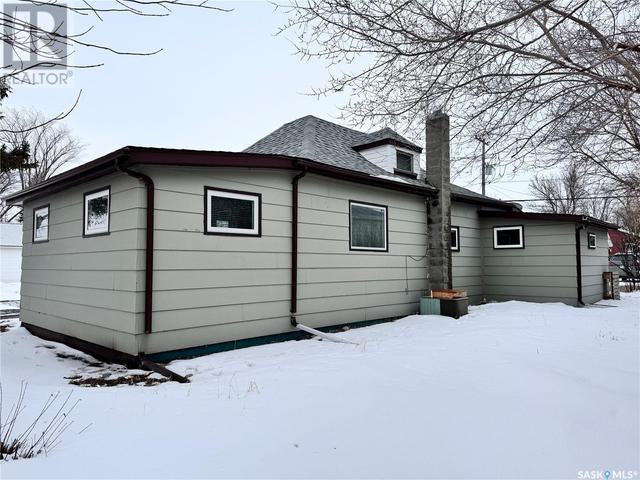 309 A Avenue E, House detached with 2 bedrooms, 1 bathrooms and null parking in Wynyard SK | Image 30